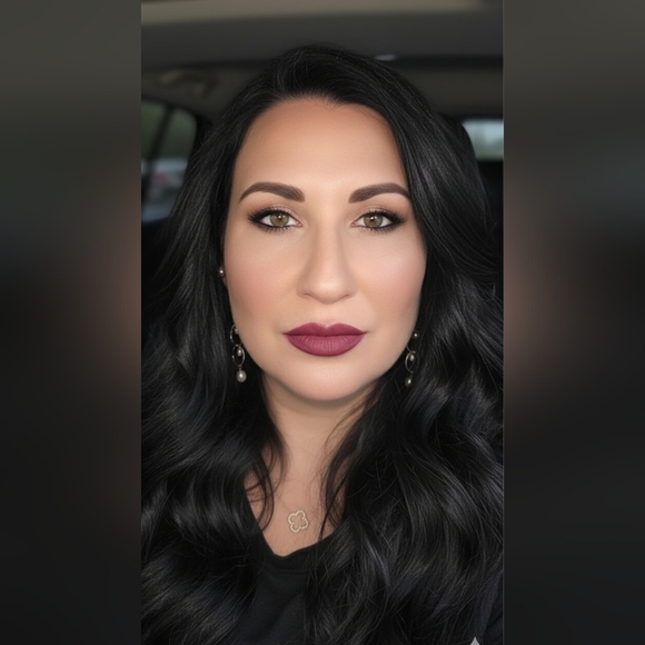 Meet your Posher, Cheri - Picture 4 of 4